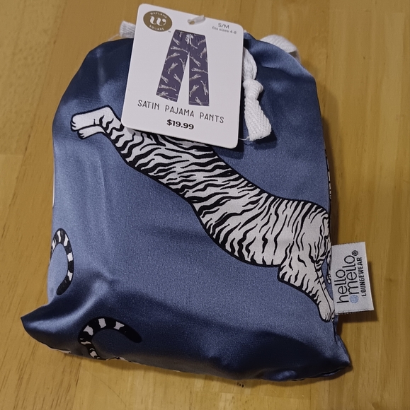 Hello Mello Loungewear Other - Satin Pajama Pants in Satin Bag S/M 4-8 NWT
